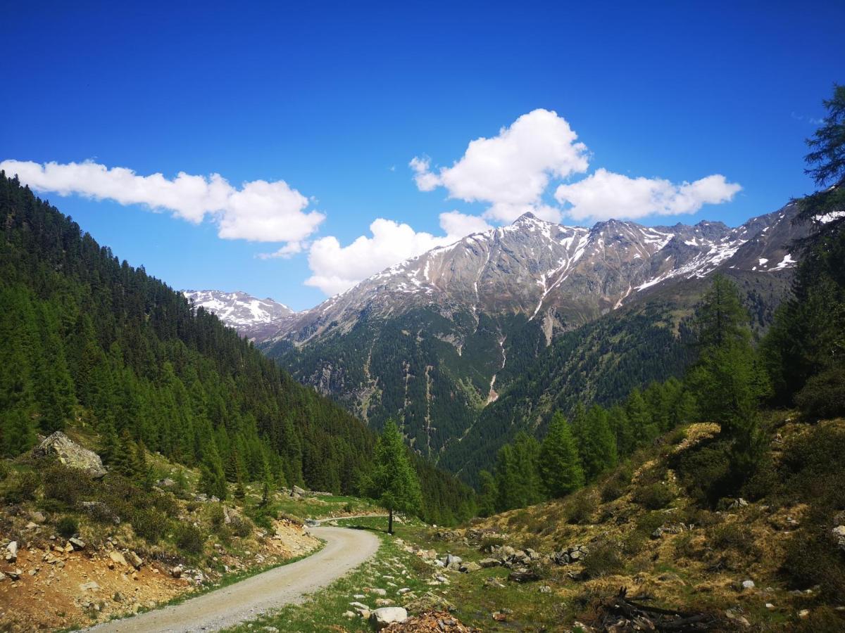 Hotel Pension Siggi Sankt Leonhard im Pitztal Buitenkant foto